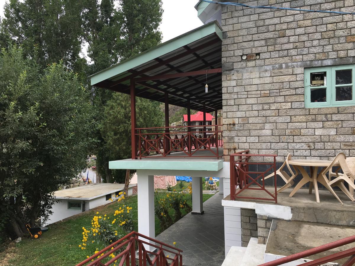 Gemoor Khar- Manor House Panzió Jispa Kültér fotó